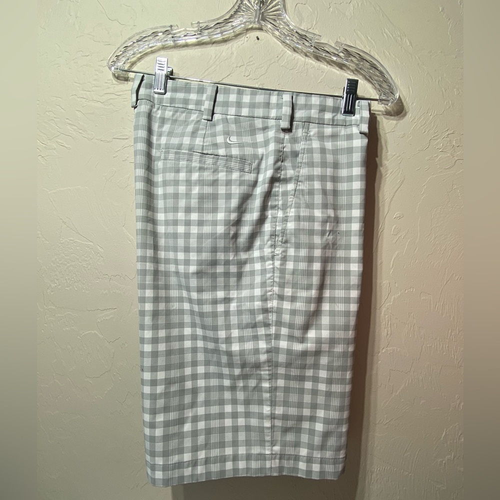 Nikegolf Check Shorts Sz 34 Mens Gray White Flat Front 5% Stretch